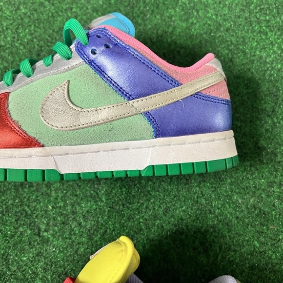 Sunset Pulse Nike Dunk Low  US Women Size 8.5 - Picture 4 of 8